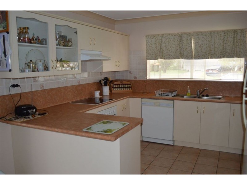 1 Heilbronn Street, West Rockhampton QLD 4700