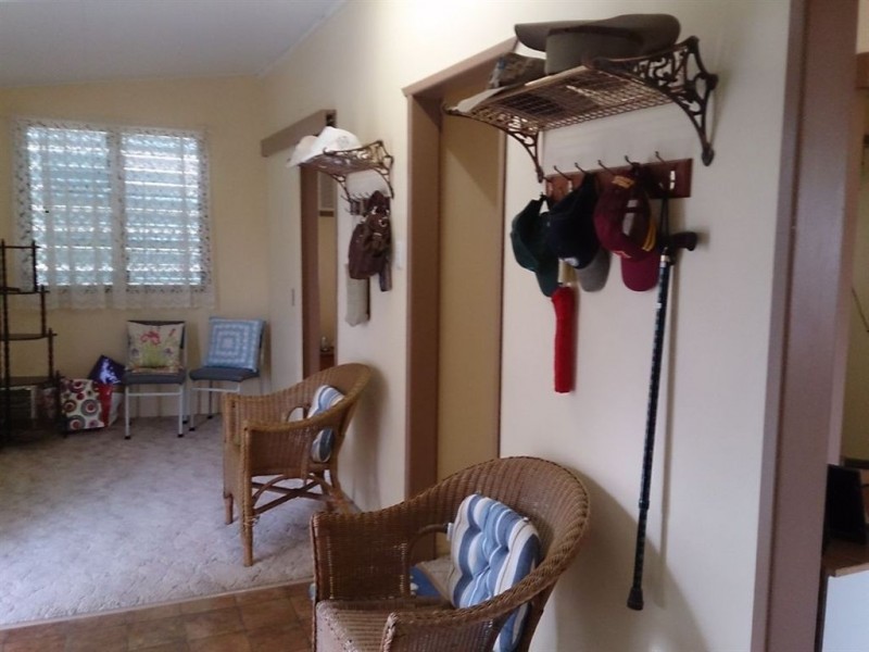 143 East Street, Mount Morgan QLD 4714