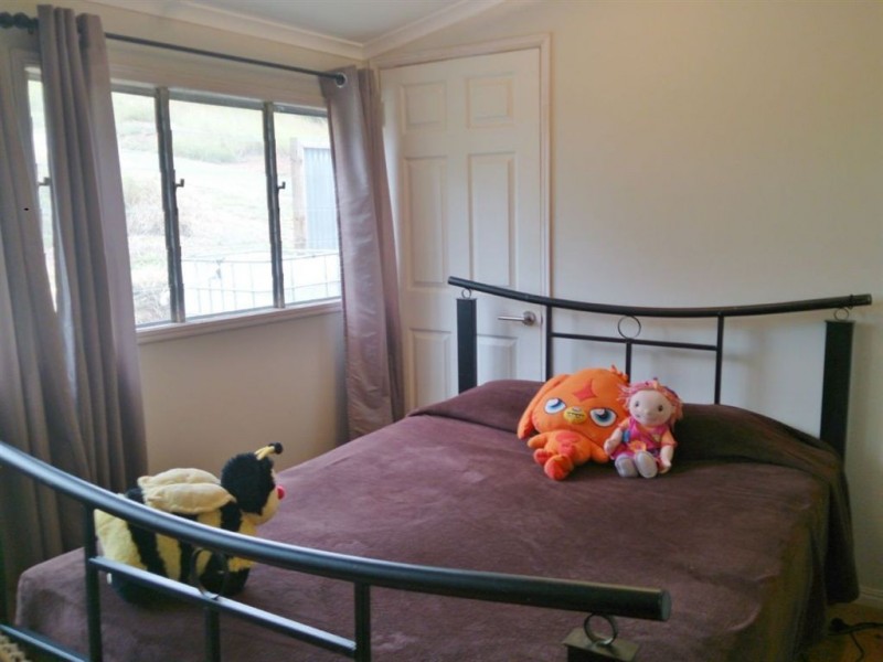 17 Queen Street, Mount Morgan QLD 4714