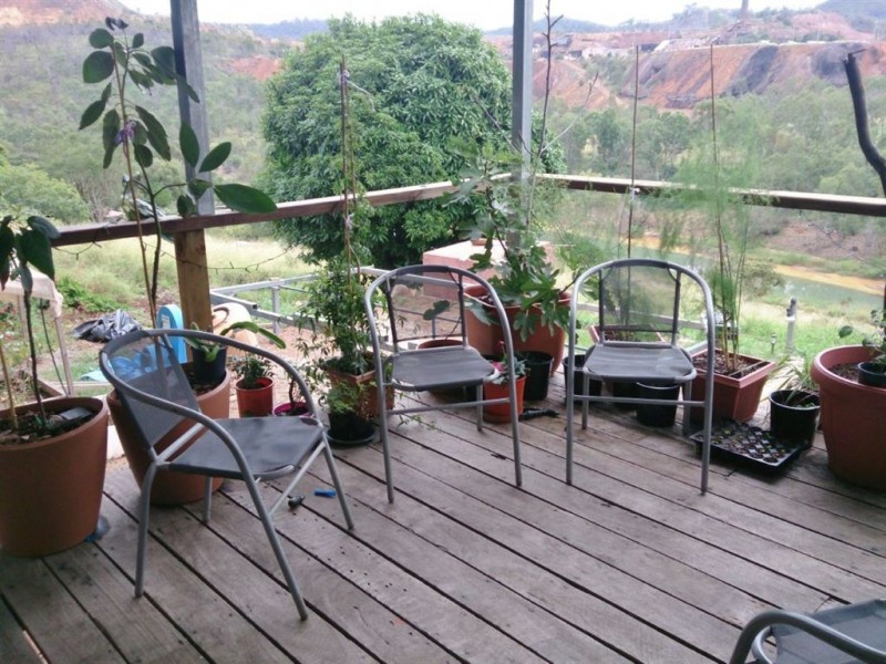 17 Queen Street, Mount Morgan QLD 4714