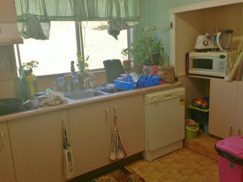 38 Coronation Drive, Mount Morgan QLD 4714