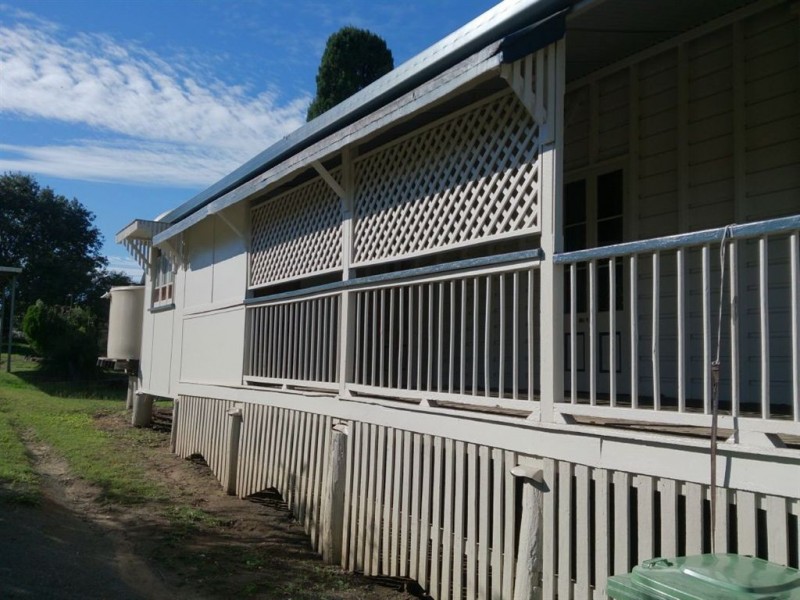 14 Grey Street, Mount Morgan QLD 4714
