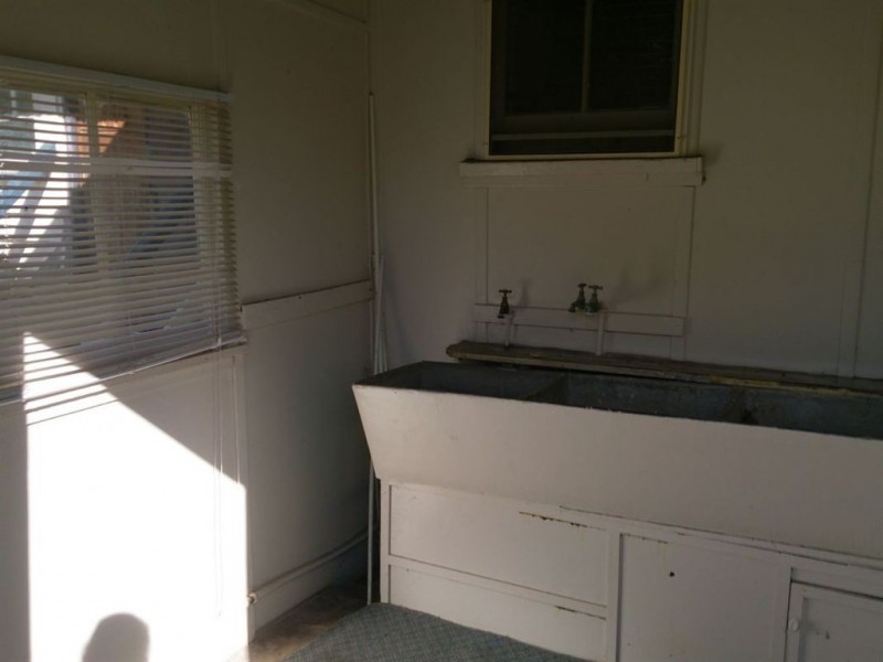 14 Grey Street, Mount Morgan QLD 4714