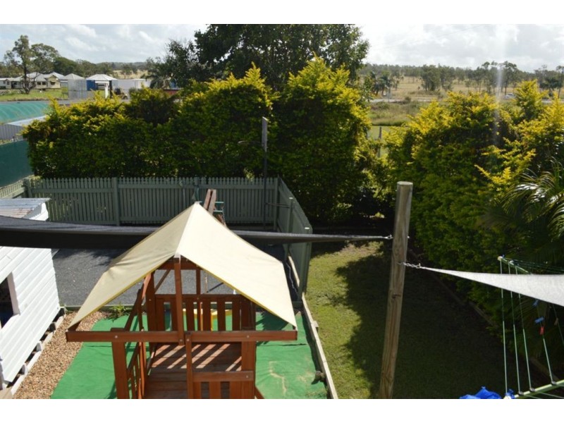 34 Oshanesy Street, Gracemere QLD 4702