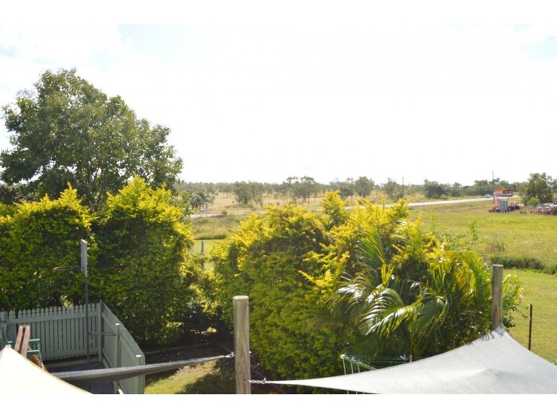 34 Oshanesy Street, Gracemere QLD 4702