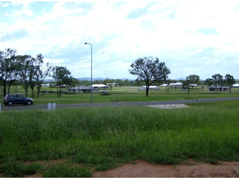 72 Elizabeth Street, Gracemere QLD 4702