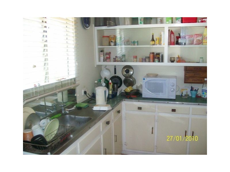 23 Byrne Parade, Mount Morgan QLD 4714
