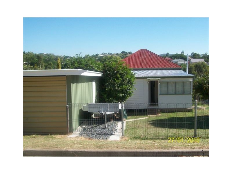 23 Byrne Parade, Mount Morgan QLD 4714