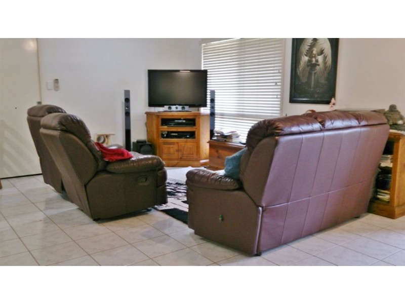 3 Lorraine Court, Gracemere QLD 4702