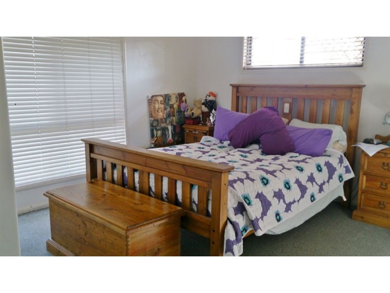 3 Lorraine Court, Gracemere QLD 4702