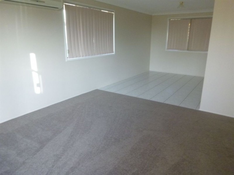 8 Lamb Avenue, Gracemere QLD 4702