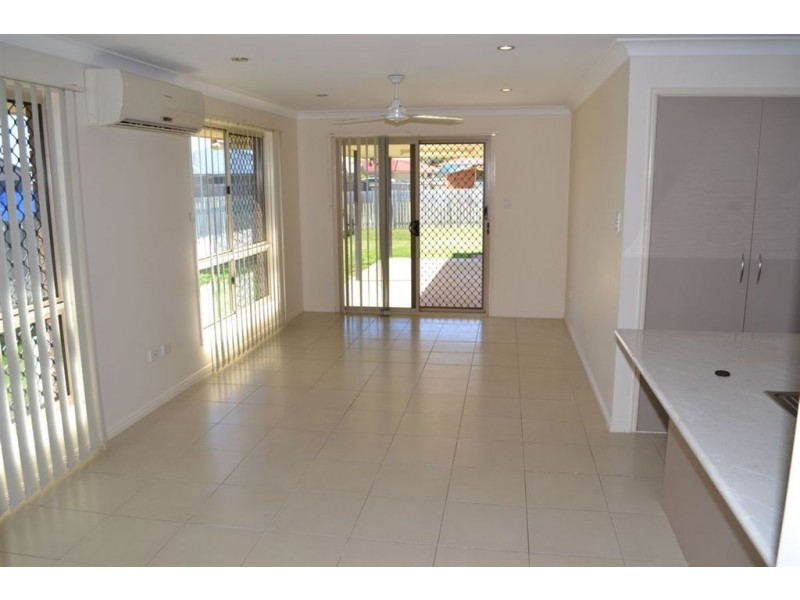 25 Joseph Street, Gracemere QLD 4702