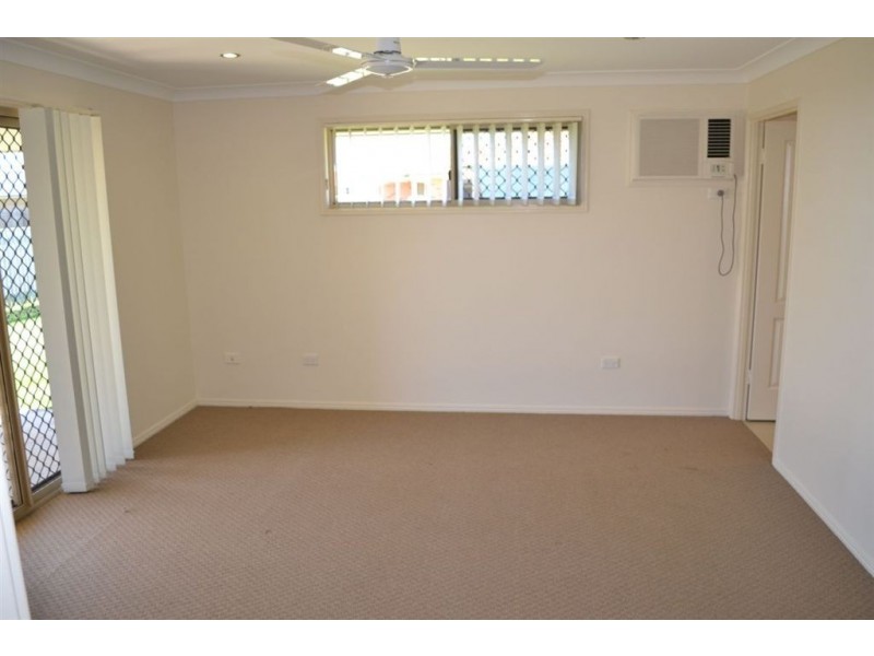 25 Joseph Street, Gracemere QLD 4702