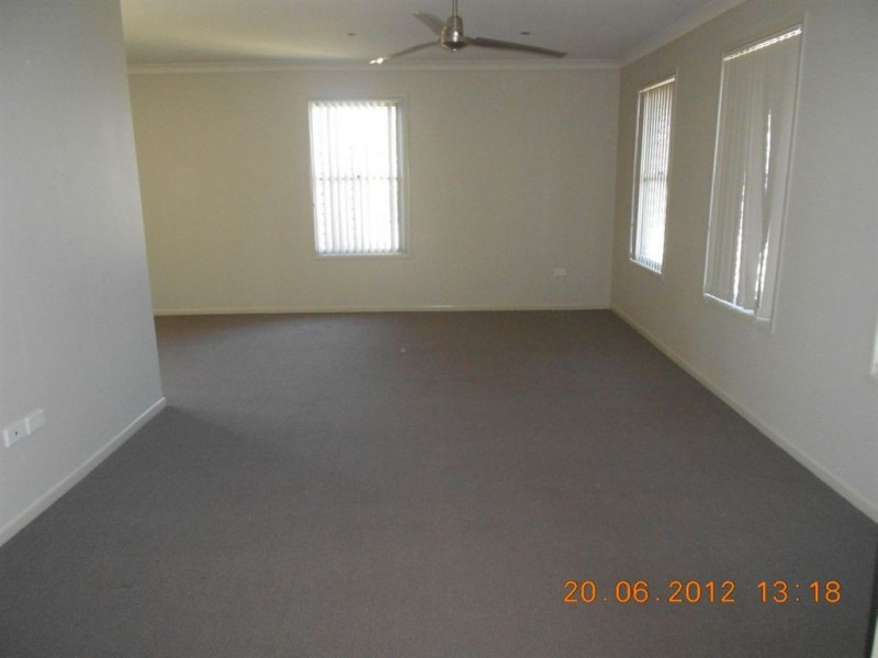 9 Maree Cres, Gracemere QLD 4702