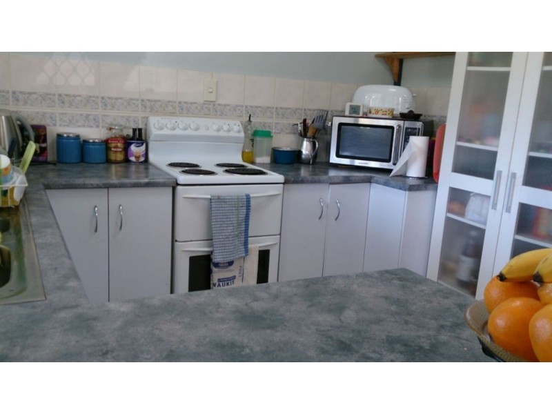 27b Gordon Lane, Mount Morgan QLD 4714