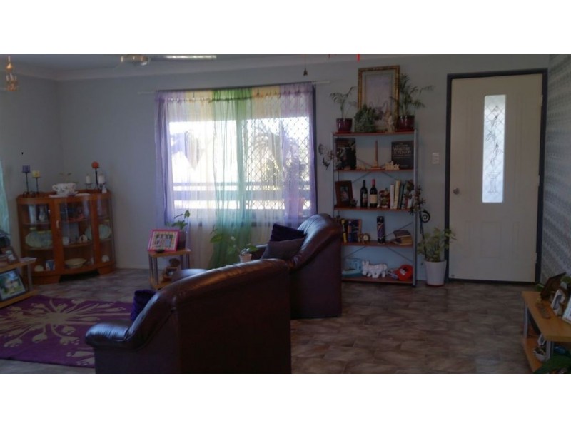27b Gordon Lane, Mount Morgan QLD 4714