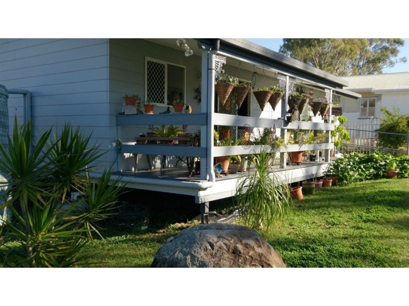 27b Gordon Lane, Mount Morgan QLD 4714