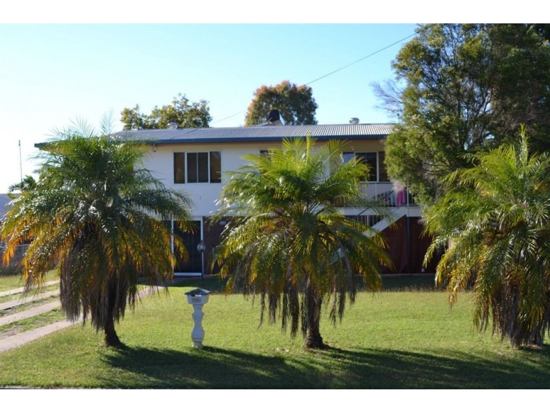 18 Hutchings Street, Gracemere QLD 4702