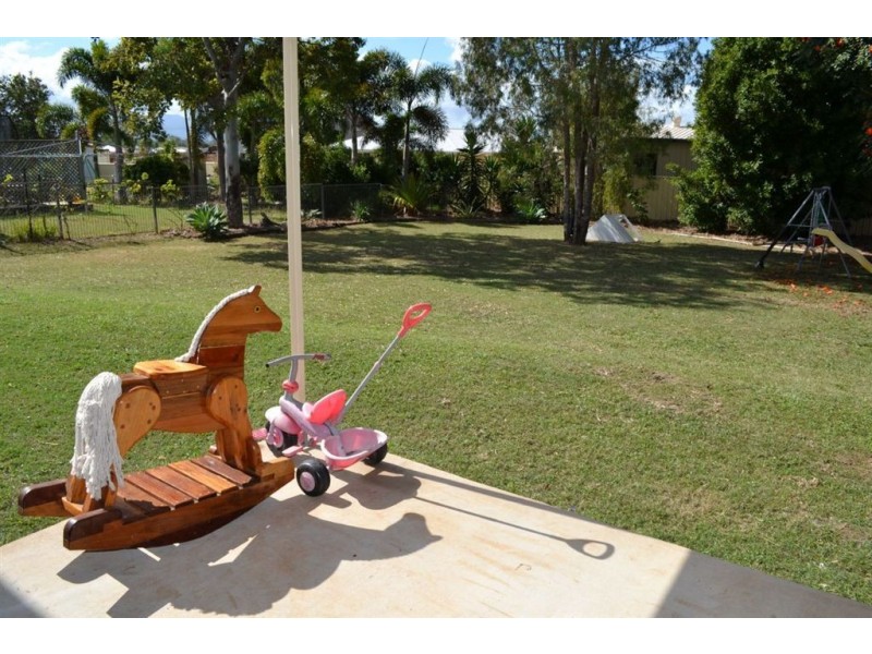 18 Hutchings Street, Gracemere QLD 4702