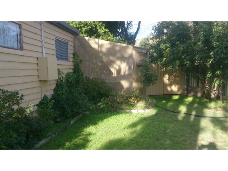 12 Creek Street, Mount Morgan QLD 4714