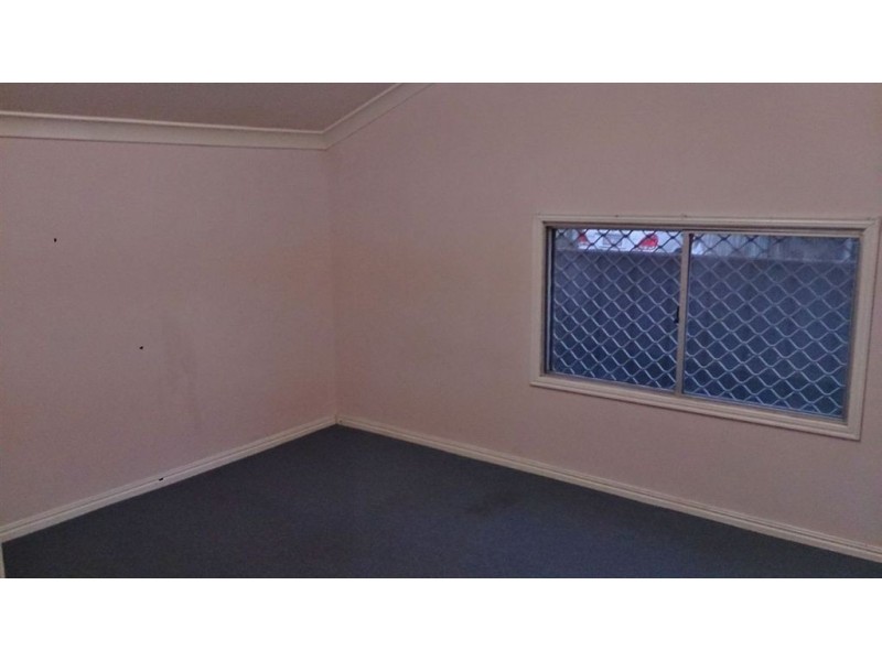 69 East Street, Mount Morgan QLD 4714