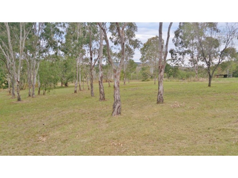 23-25 Gordon Lane, Mount Morgan QLD 4714