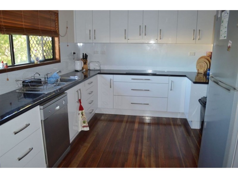 13 Ward Street, Gracemere QLD 4702