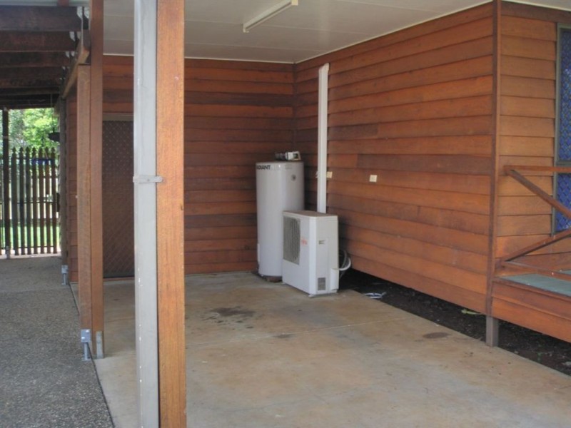 3 Beverly Place, Gracemere QLD 4702