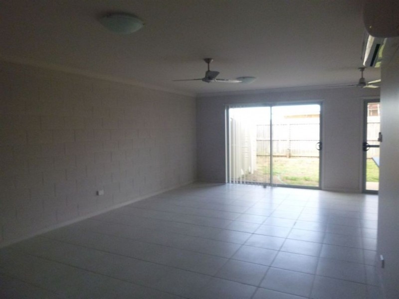 2/181 Lucas Street, Gracemere QLD 4702