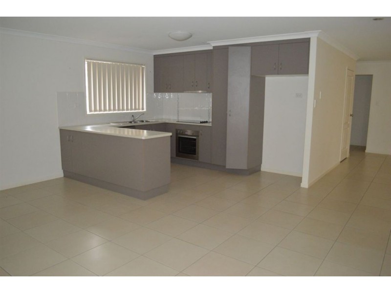 9 doongarra crescent, Gracemere QLD 4702