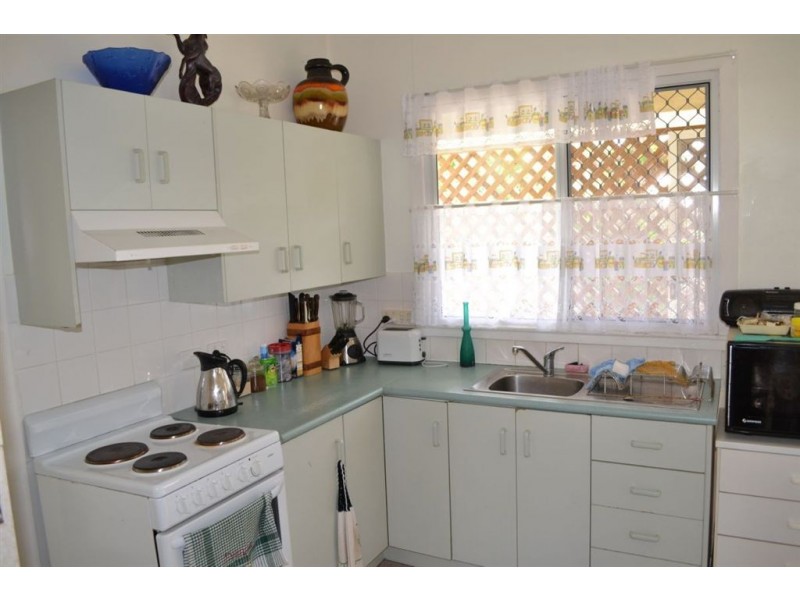 139 Water Street, Berserker QLD 4701