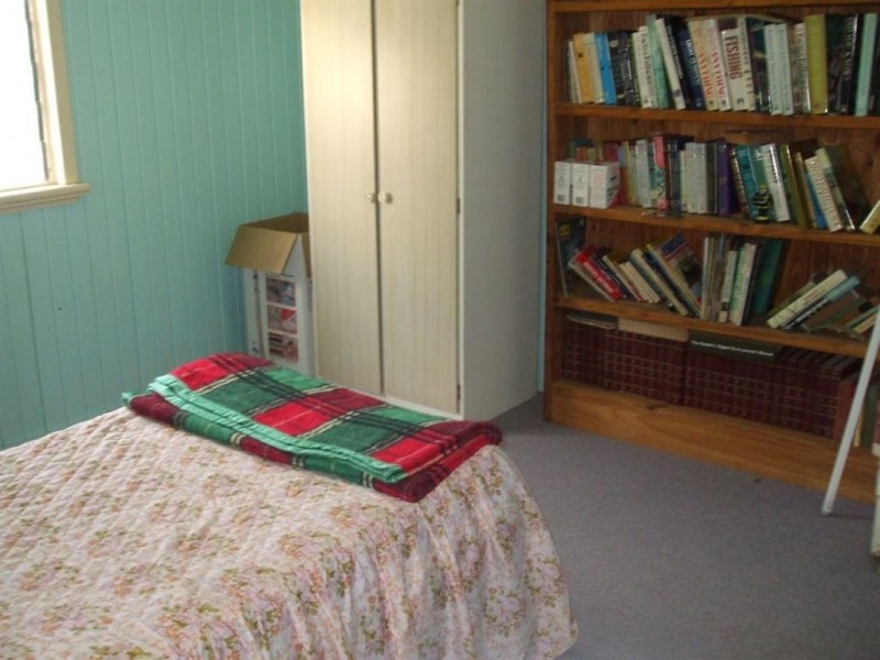 40 James St, Mount Morgan QLD 4714