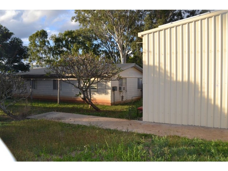 69 Macquarie Street, Gracemere QLD 4702