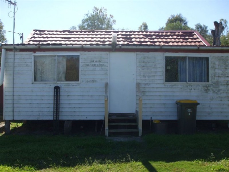 5 Baree Crescent, Mount Morgan QLD 4714