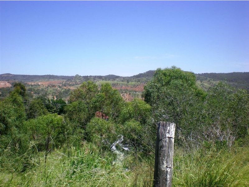 5 Black Street, Mount Morgan QLD 4714