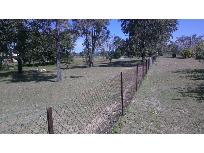 61 Capricorn Street, Gracemere QLD 4702