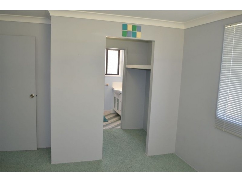 61 Capricorn Street, Gracemere QLD 4702