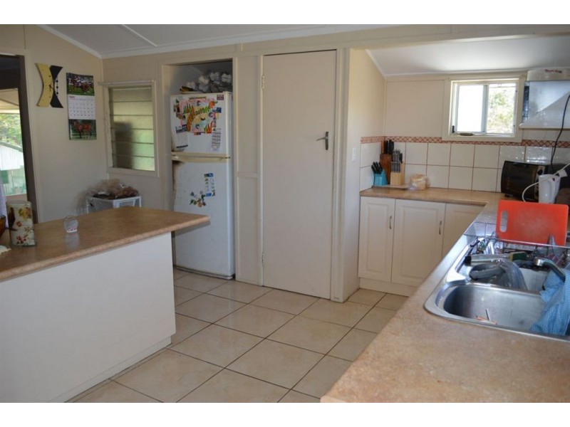 52632 Burnett Highway, Bouldercombe QLD 4702