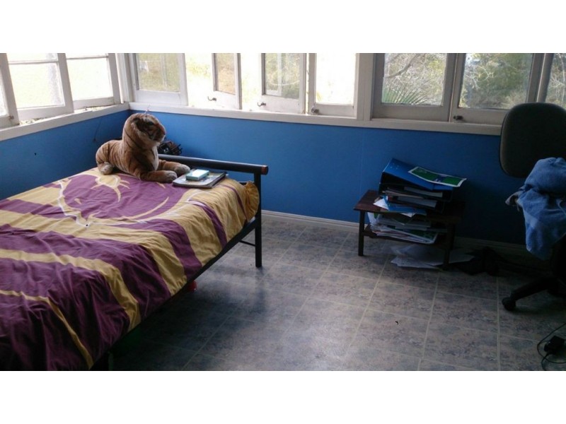 1 Ganter Street, Mount Morgan QLD 4714