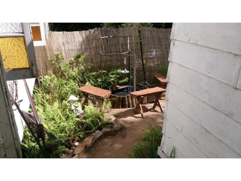 1 Ganter Street, Mount Morgan QLD 4714