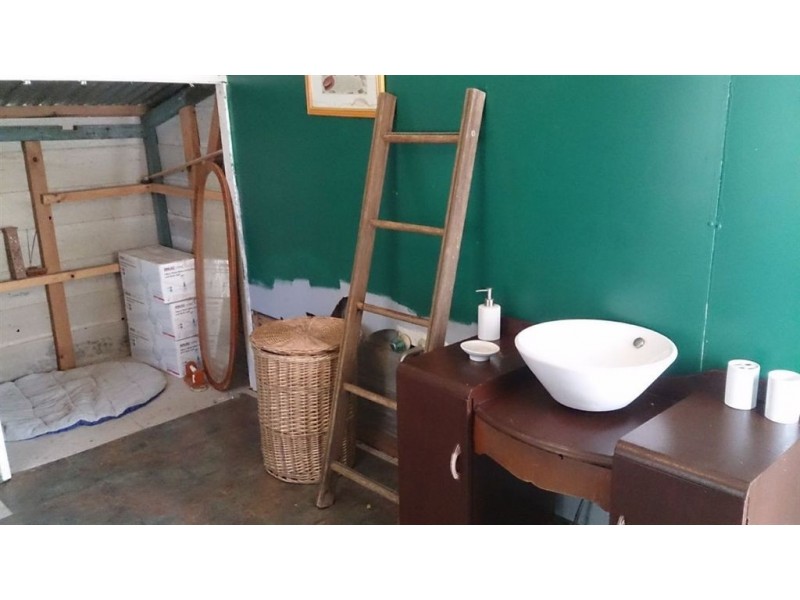 1 Ganter Street, Mount Morgan QLD 4714