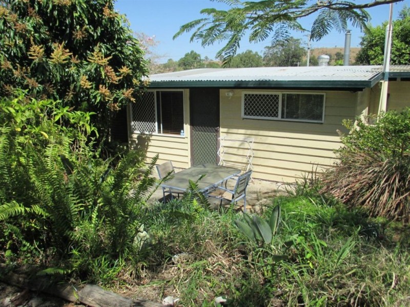 15 Coronation Drive, Mount Morgan QLD 4714
