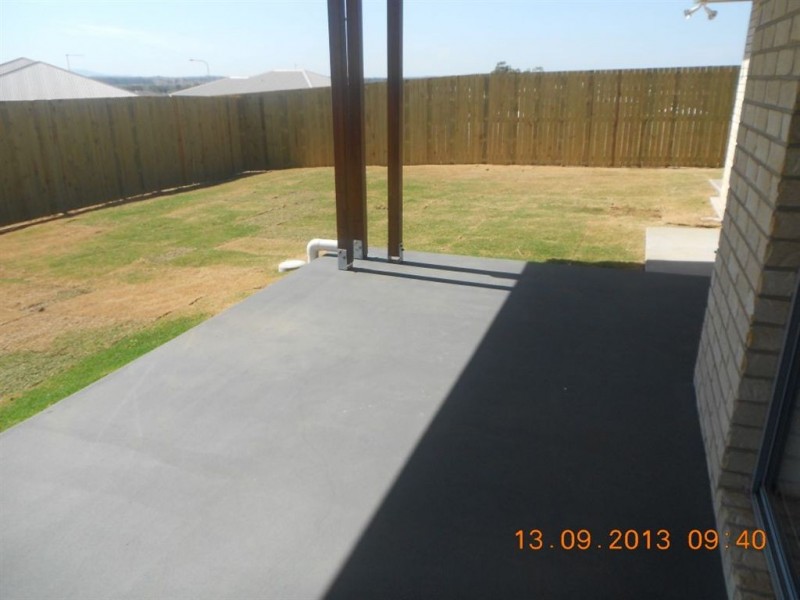 12 Burke and Wills Drive, Gracemere QLD 4702