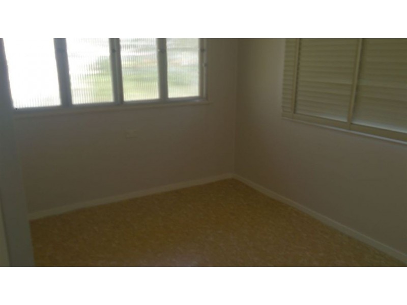 35 James Street, Mount Morgan QLD 4714