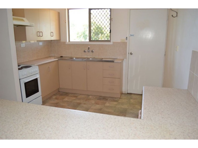 121 Donovan Crescent, Gracemere QLD 4702