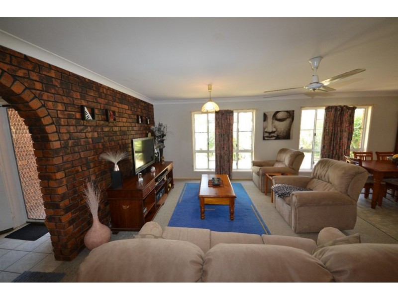 17 DAWSON STREET, Gracemere QLD 4702