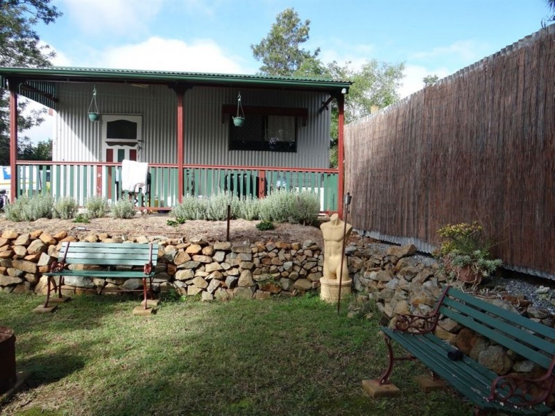 1a William Street, Mount Morgan QLD 4714