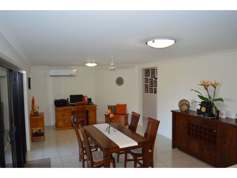 19 Lamb Avenue, Gracemere QLD 4702