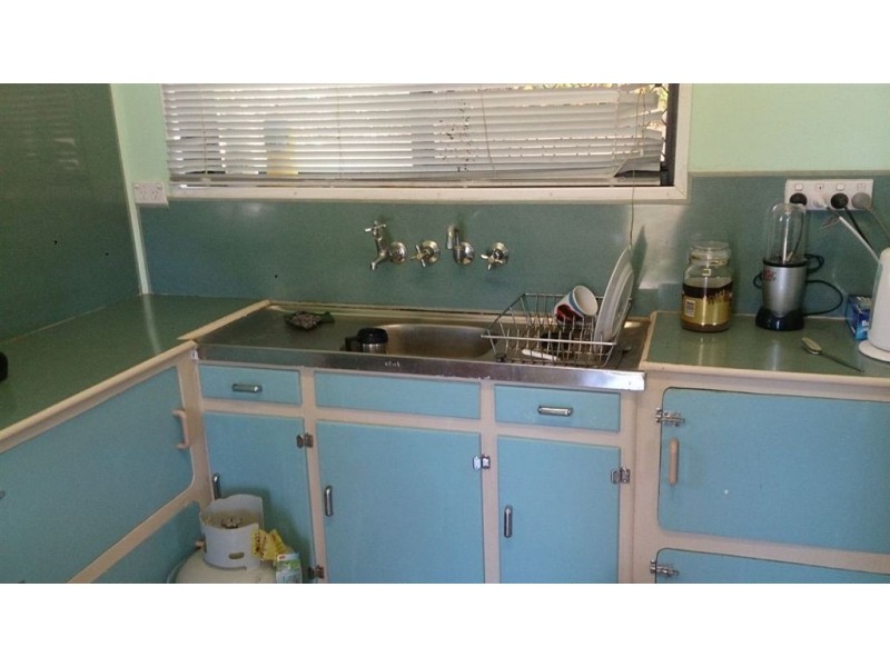 15 Dobbs St, Mount Morgan QLD 4714