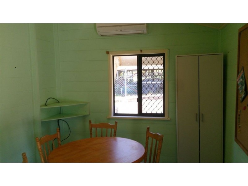 15 Dobbs St, Mount Morgan QLD 4714